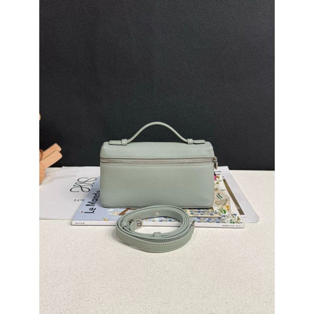 Loro Piana Women Pre-Loved Bag Very Good Condition